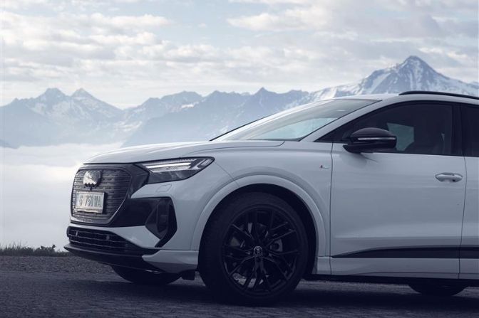 Audi%20Q4%20e-tron