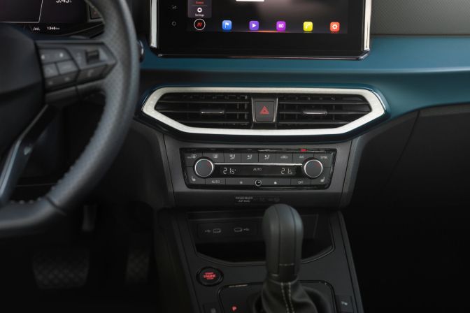 SEAT%20Arona%20Cockpit